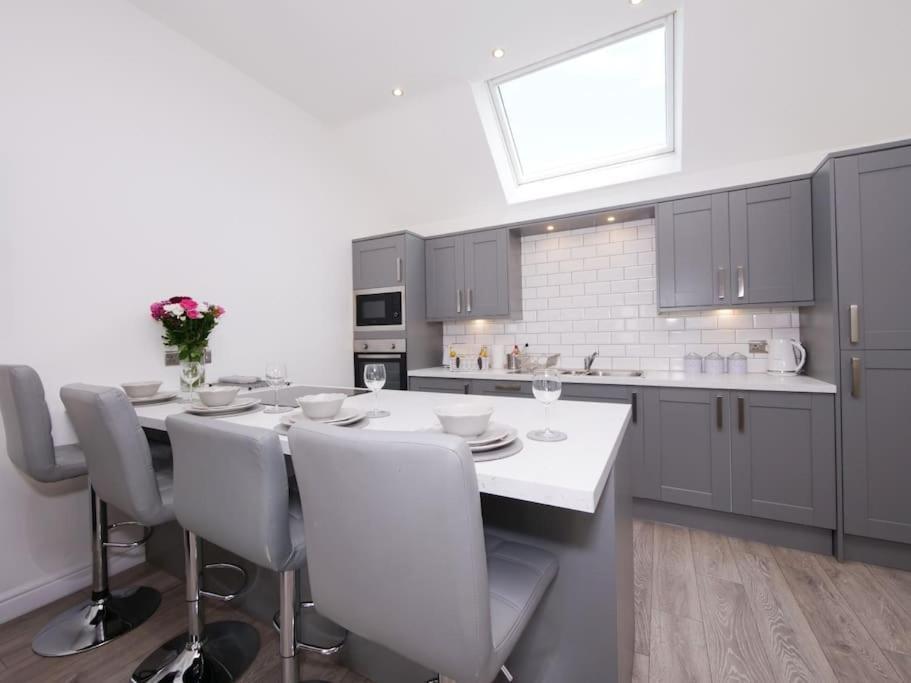 Hoxne Cottages - Daisy Cottage With Private Hot Tub York Exteriér fotografie